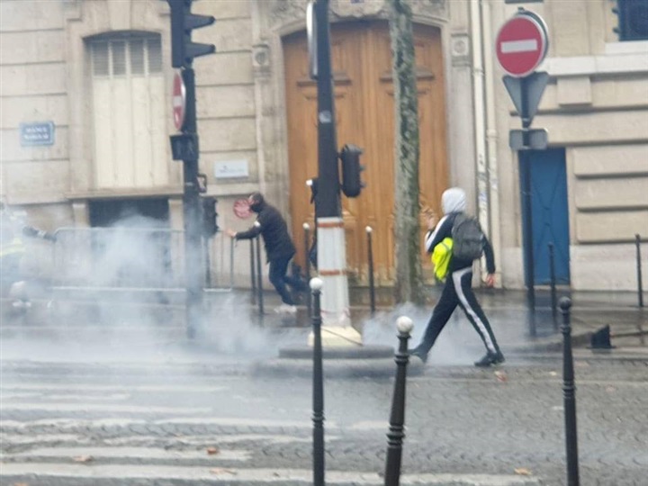 Exklusiv: Bilder und Videos aus dem brennenden Paris