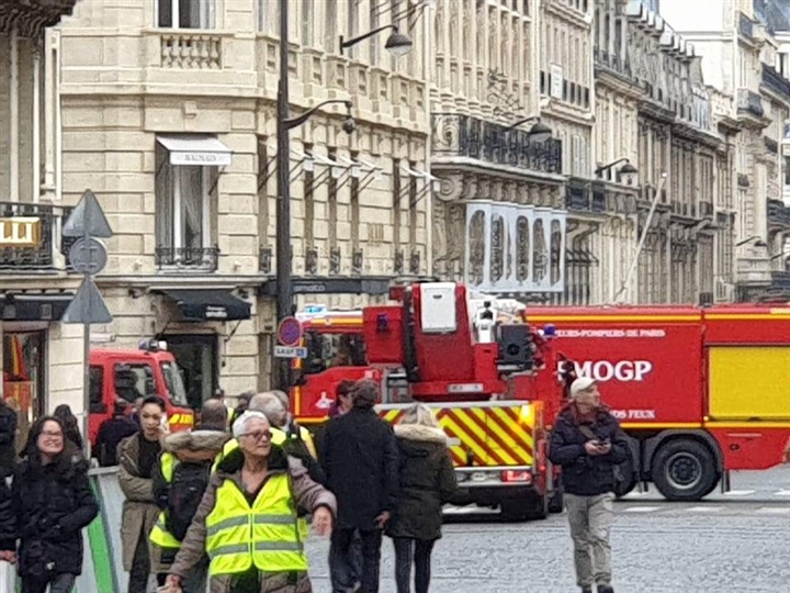 Exklusiv: Bilder und Videos aus dem brennenden Paris