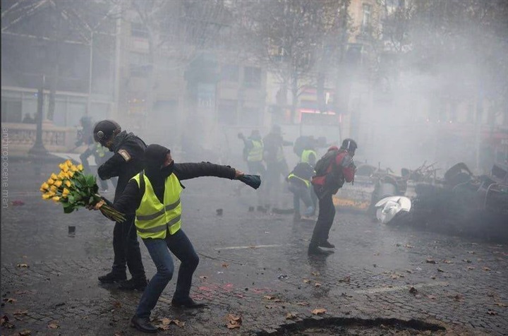 Exklusiv: Bilder und Videos aus dem brennenden Paris