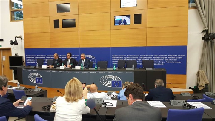 Abdel Rahim Ali bekämpft den Terrorismus aus dem Europäischen Parlament: