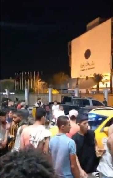 Saif AlIslam Gaddafi und die Bruderschaft, der Hauptverdächtige bei den Protesten und Unruhen in Libyen